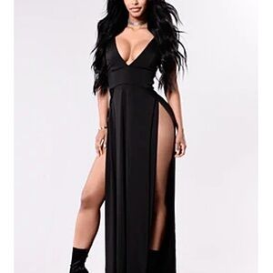Fashion Nova Black Maxi Dress Large